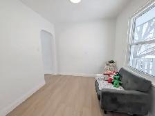 89 Jacobson Ave, St. Catharines - Main Unit Next to Pen Centre - Photo 5