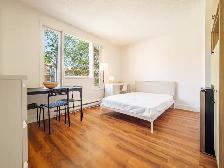 Studio & 1 Ch. Meublé et Rénové dès 920$ | Tout Inclus! - Photo 2