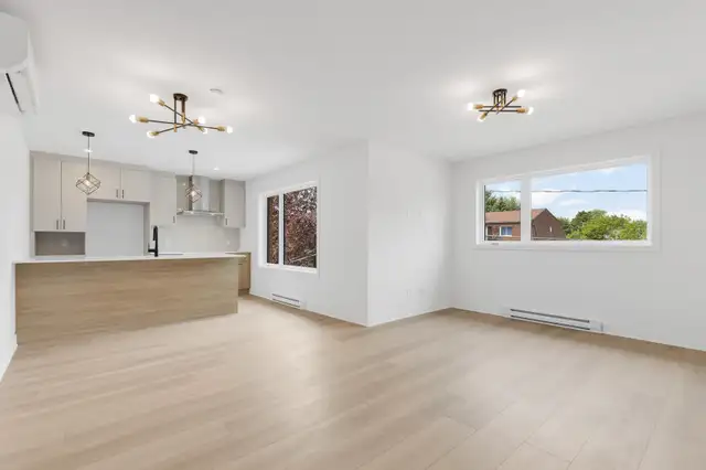 Elegant modern 3 bedroom apartment near REM