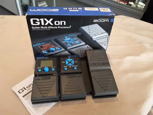 ZOOM G1Xon Guitar Multi-Effects Pedal