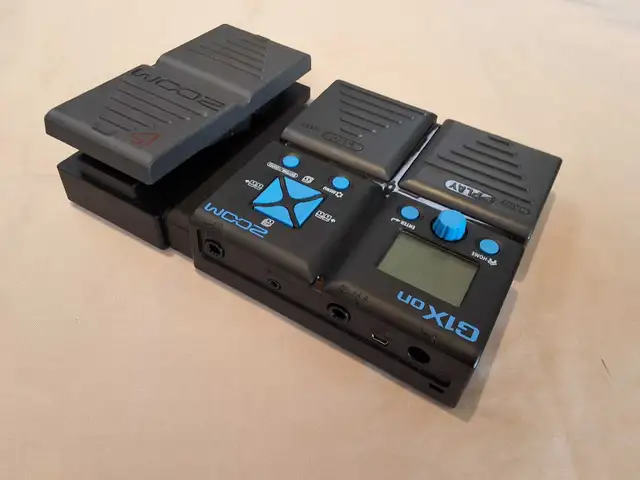 ZOOM G1Xon Guitar Multi-Effects Pedal - Photo 3