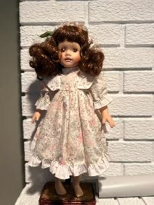 4 Collectable dolls for saleas pictured - Photo 5