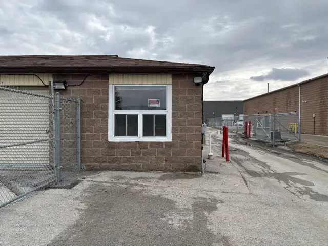 Office Space Available in the Ancaster Business Park