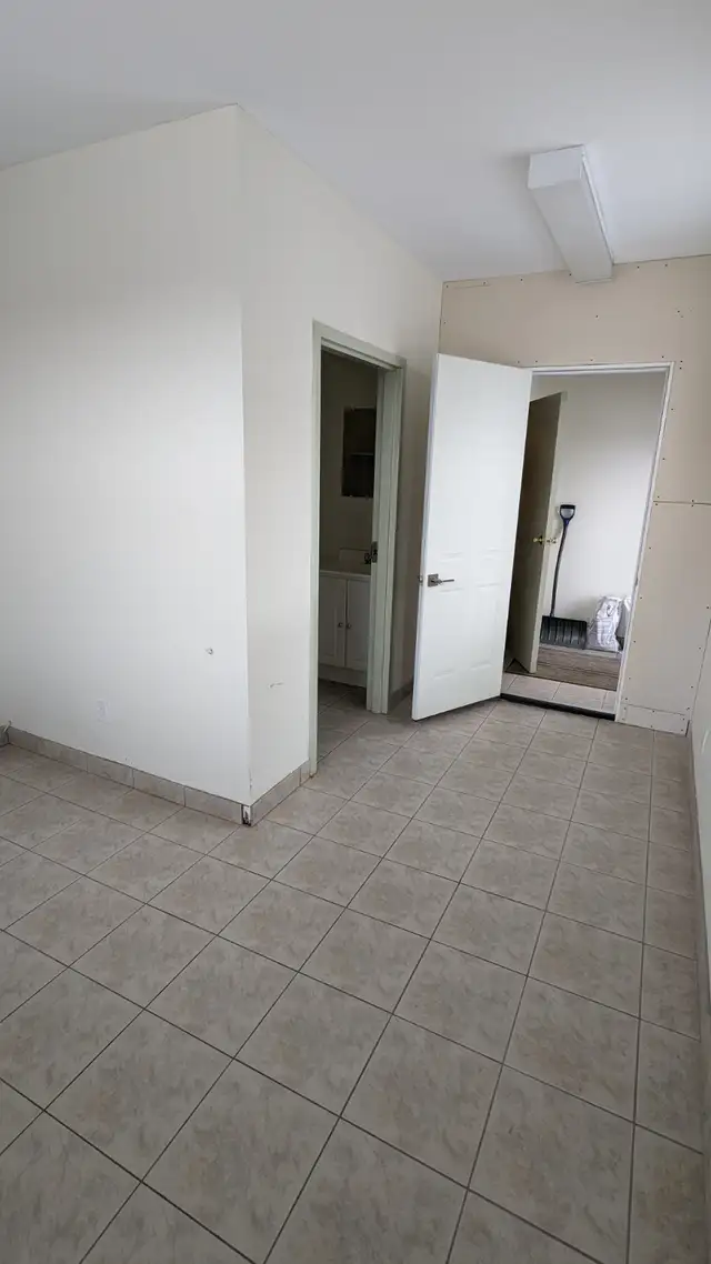 Office Space Available in the Ancaster Business Park - Photo 12