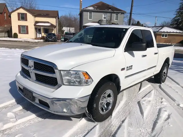 2016 RAM, CERTIFIED,CARFAX, 3MONTH GLOBAL WARRANTY $9850 - Photo 4