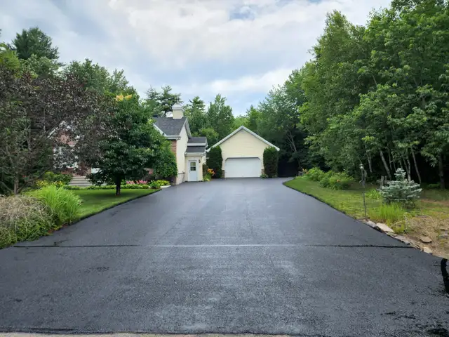 Poseur d'asphalte / Manœuvre — Saison 2026 - Photo 2