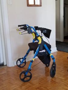 Walker:  Medline superlight ROLLATOR with 8 ' wheels. - Photo 5