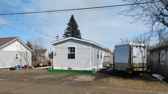Beach Community home on own land , Parlee Beach
