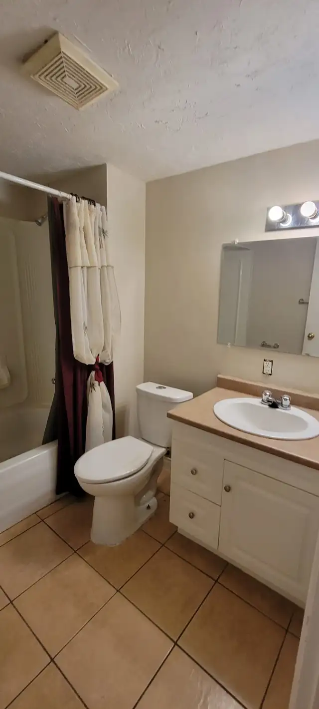 2 BEDROOM APARTMENT(1YR-LEASE) FOR RENT IN BEAUTIFUL ST-ANTOINE - Photo 5