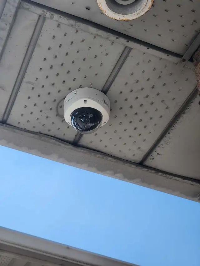 Security Cameras Installation / CCTV - Photo 7