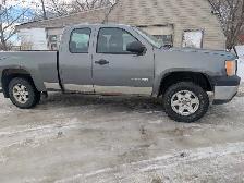 2011 GMC Sierra 1500 - Photo 2