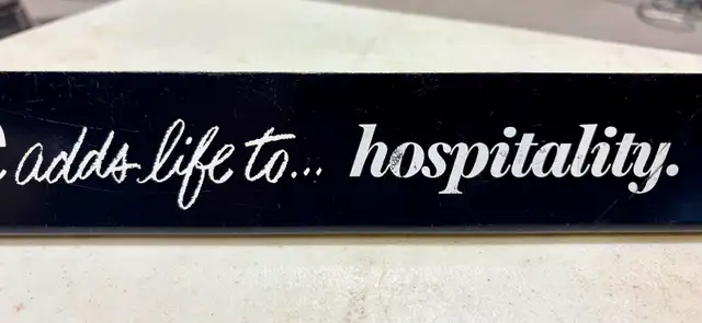 Vintage Authentic "Coca Cola" Metal Bar (c. 1970s) - Photo 5