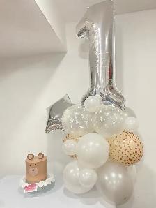 1st Birthday balloons and Cakes - Photo 5