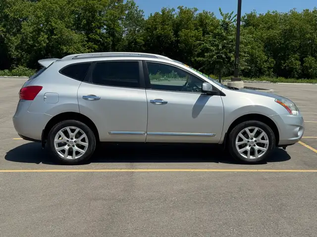 2013 Nissan Rogue SV - Photo 9