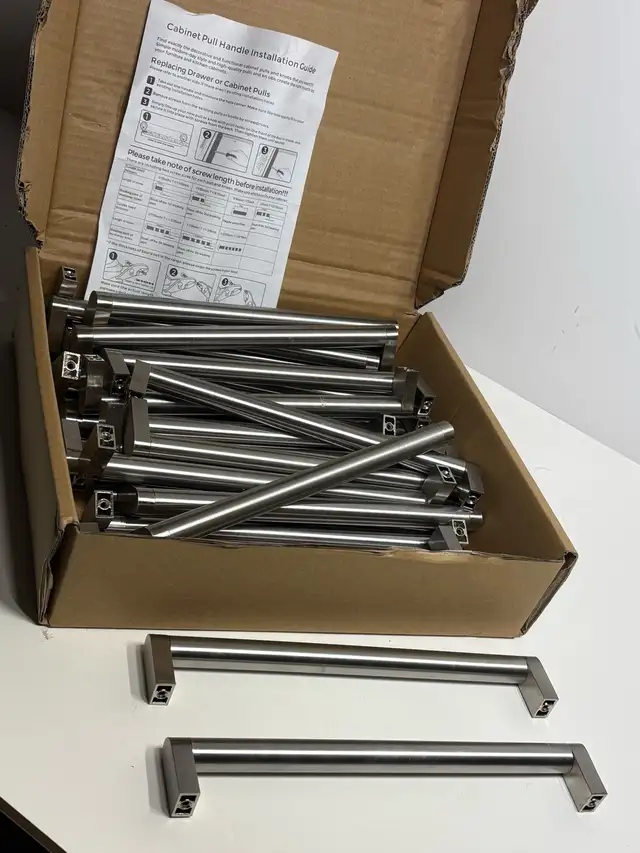 30-Pack Modern Stainless Steel Cabinet Handles