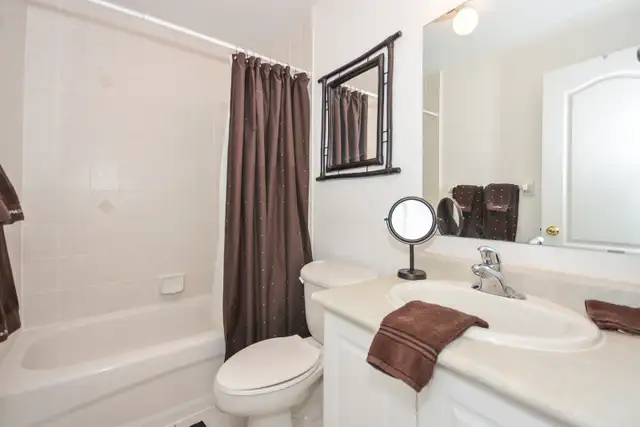 3 bedroom Semi Detached House For Rent - Won't Last ! - Photo 9