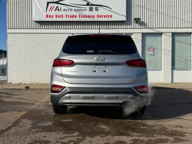 2020 Hyundai Santa Fe| All Wheel Drive | Clean Carfax - Photo 7