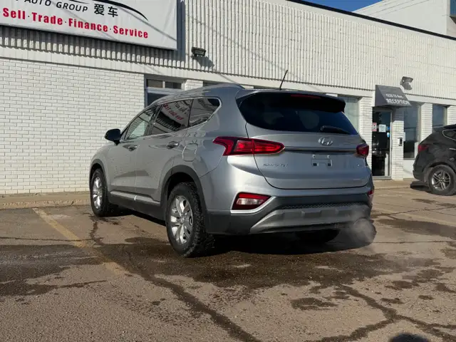 2020 Hyundai Santa Fe| All Wheel Drive | Clean Carfax - Photo 8