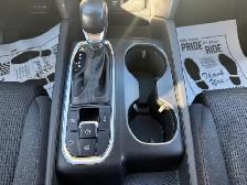 2020 Hyundai Santa Fe| All Wheel Drive | Clean Carfax - Photo 19