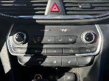 2020 Hyundai Santa Fe| All Wheel Drive | Clean Carfax - Photo 20