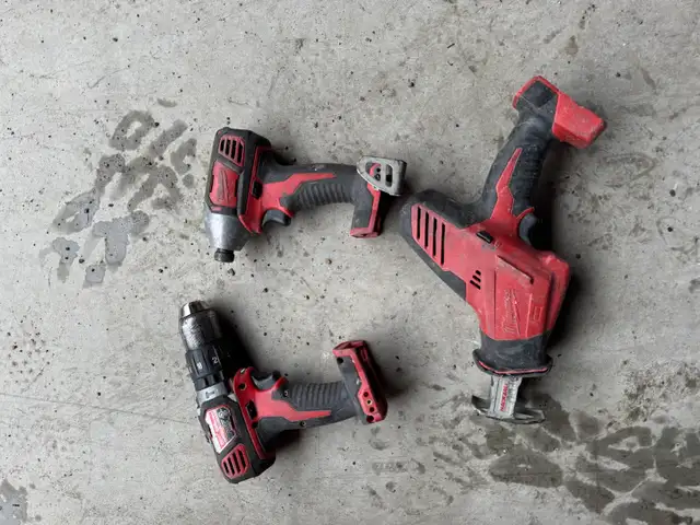 assorted tools - Photo 2