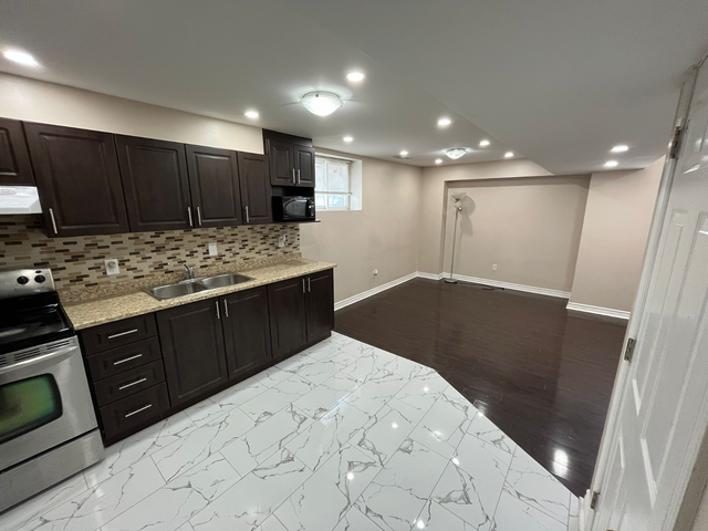 Basement for Rent - Photo 3