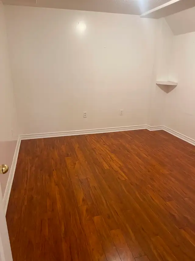 Two Bed Room Basement Unit for Rent - Photo 4