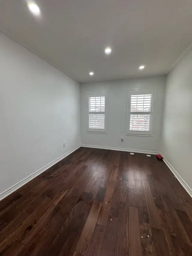 Room for rent - Photo 6