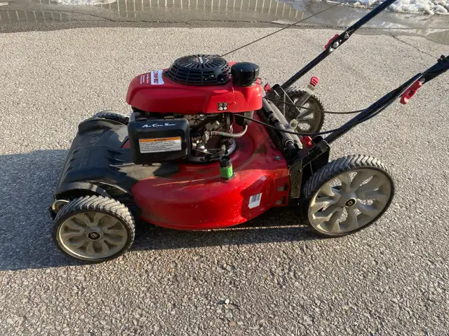 lawn care equipment - Photo 3