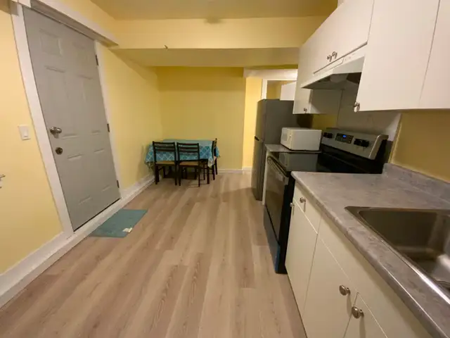 2-Bed Ground Floor Suite for Rent at Steveston Area! - Photo 4