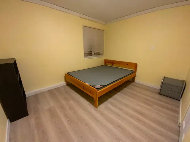 2-Bed Ground Floor Suite for Rent at Steveston Area! - Photo 5