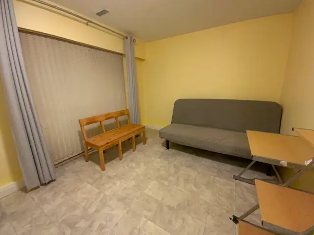 2-Bed Ground Floor Suite for Rent at Steveston Area! - Photo 6