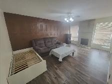 HOUSE ( SIDE BY SIDE ) AVAILABLE FOR RENT (IN MAPLES)