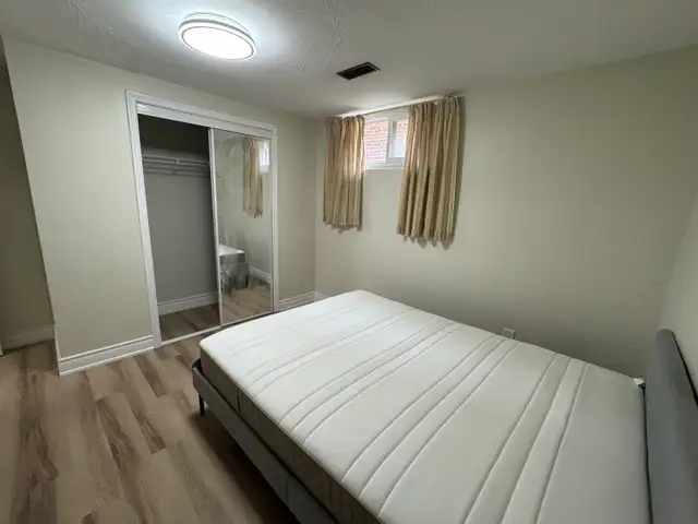 Private Basement Room for Rent - Scarborough - Photo 2