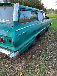 1963 Chevy station wagon - Photo 4
