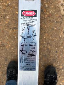 Mastercraft Aluminum Articulating Ladder - Photo 2