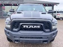 2019 RAM 1500 WARLOCK – 5.7L HEMI V8 – 4X4 / ONE OWNER - Photo 2