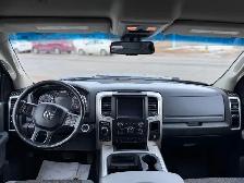 2019 RAM 1500 WARLOCK – 5.7L HEMI V8 – 4X4 / ONE OWNER - Photo 10