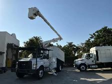2017 Ford F750 Altec LR7-56 Bucket Truck - Photo 2