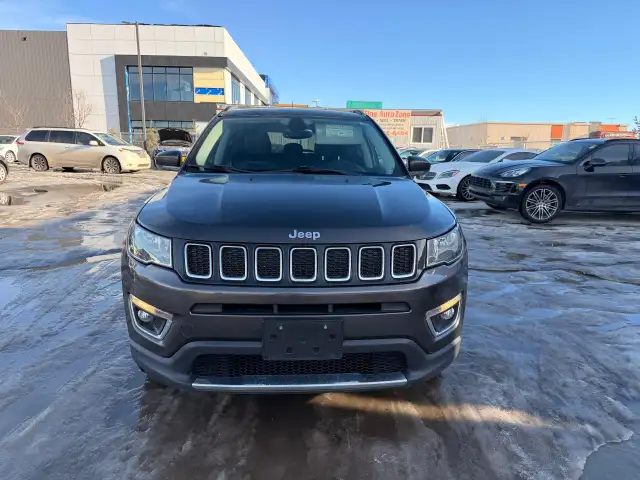 2018 Jeep Compass Limited 4x4 : No Reported Accidents, Low Milea - Photo 2