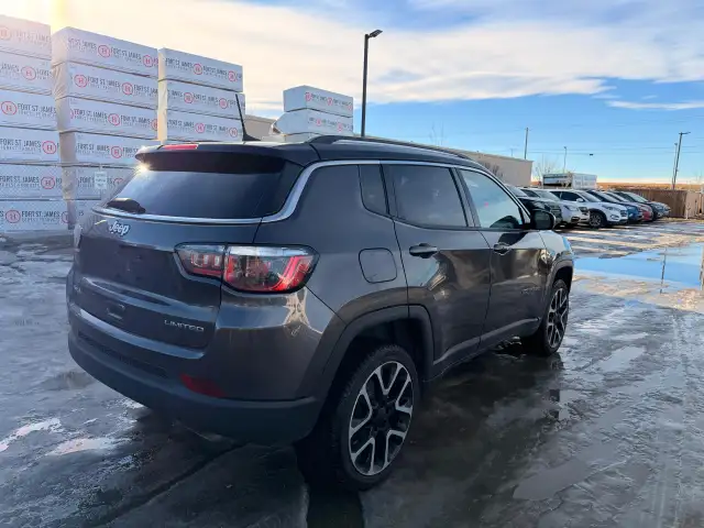 2018 Jeep Compass Limited 4x4 : No Reported Accidents, Low Milea - Photo 4