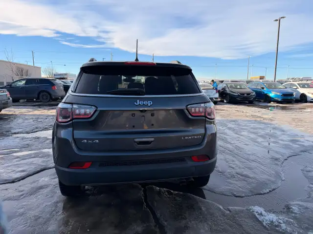 2018 Jeep Compass Limited 4x4 : No Reported Accidents, Low Milea - Photo 5