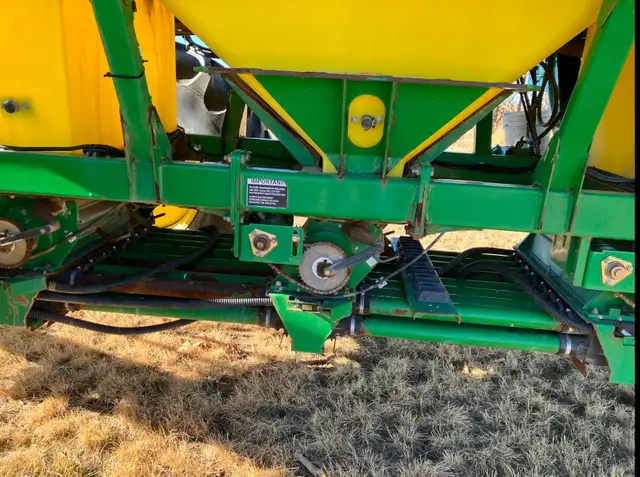 45’ John Deere Air Seeder - Photo 8
