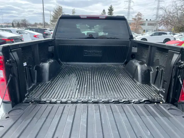 2025 Chevrolet Silverado 1500 - Photo 8