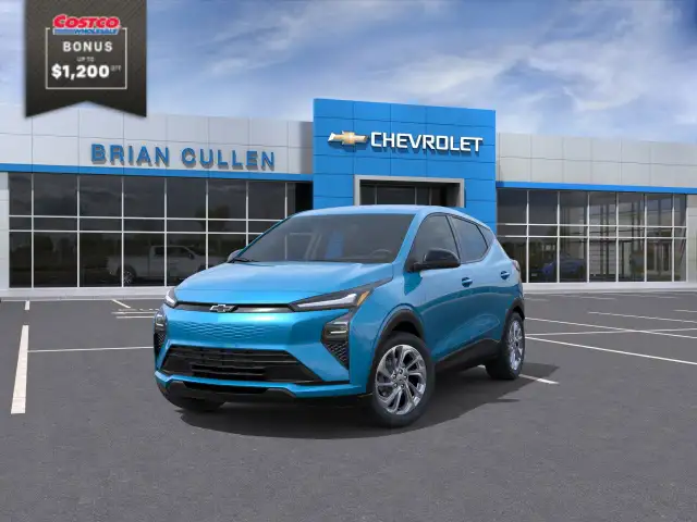 2027 Chevrolet Bolt - Photo 8