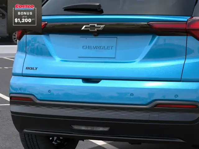 2027 Chevrolet Bolt - Photo 14