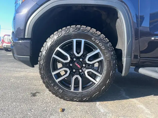 2026 GMC Sierra 1500 Crew Cab Short Box 4-Wheel Drive AT4 for sa - Photo 4