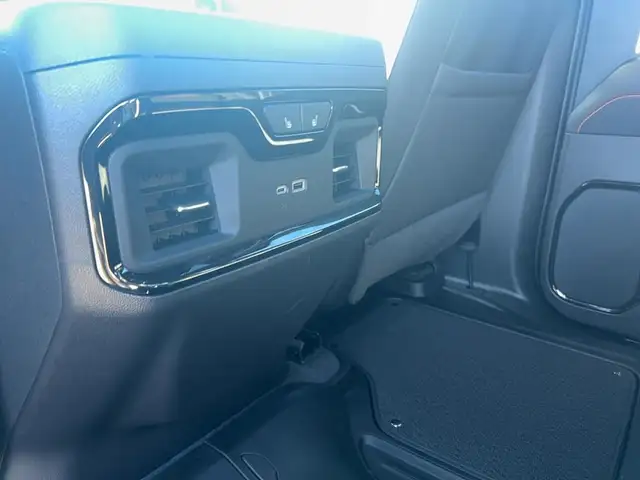 2026 GMC Sierra 1500 Crew Cab Short Box 4-Wheel Drive AT4 for sa - Photo 15