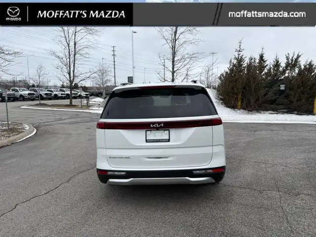 2022 Kia Carnival SX LOW MILEAGE - CLEAN CARFAX - Photo 5