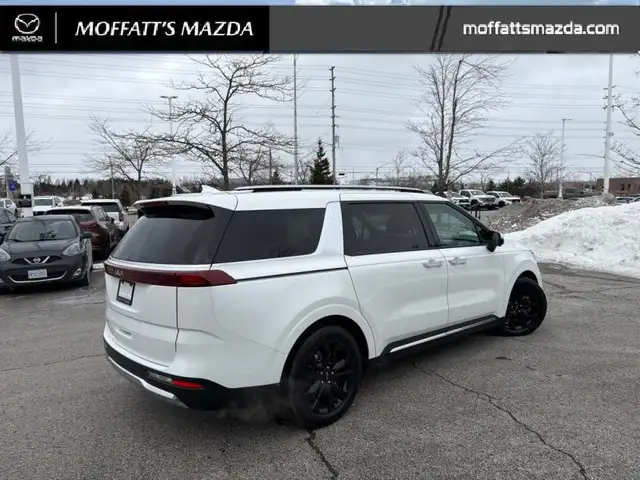 2022 Kia Carnival SX LOW MILEAGE - CLEAN CARFAX - Photo 6